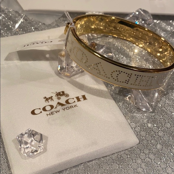 Never Used Coach Gold Bangle - Picture 3 of 7